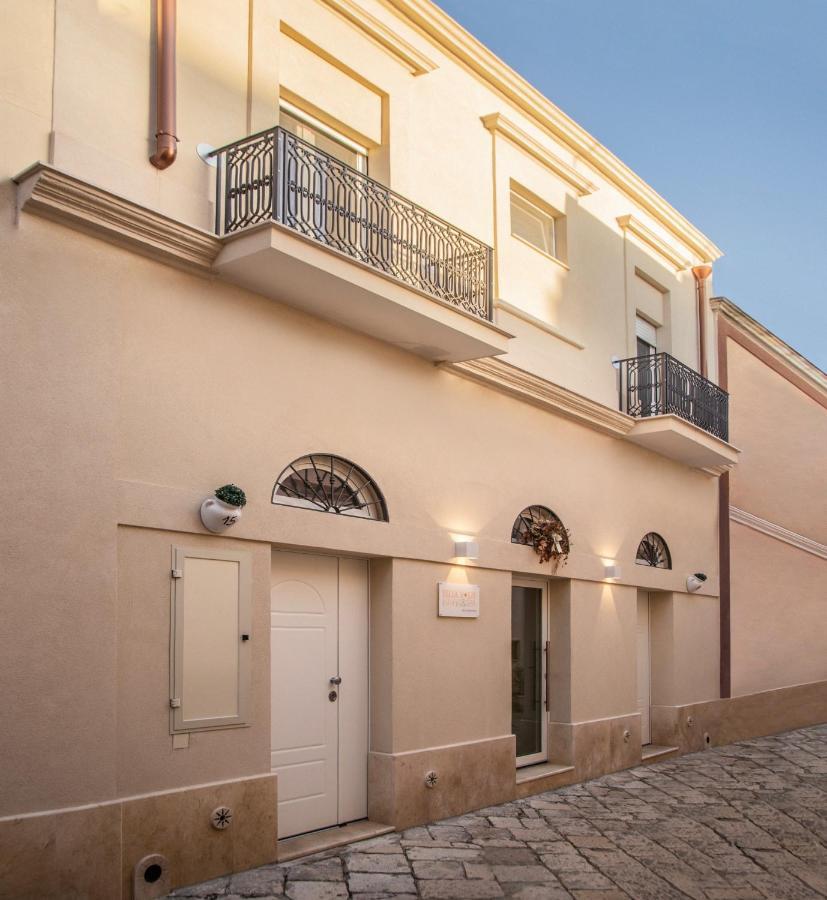 Filia Solis - Old Town Suites & Spa Brindisi Exteriér fotografie